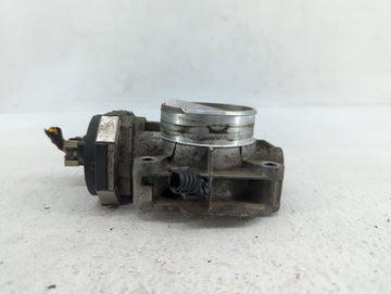 2010-2011 Chevrolet Equinox Throttle Body P/N:9B4G-9F991-A 668AA, 186AA Fits Fits 2007 2008 2009 2010 2011 2012 OEM Used Auto Parts