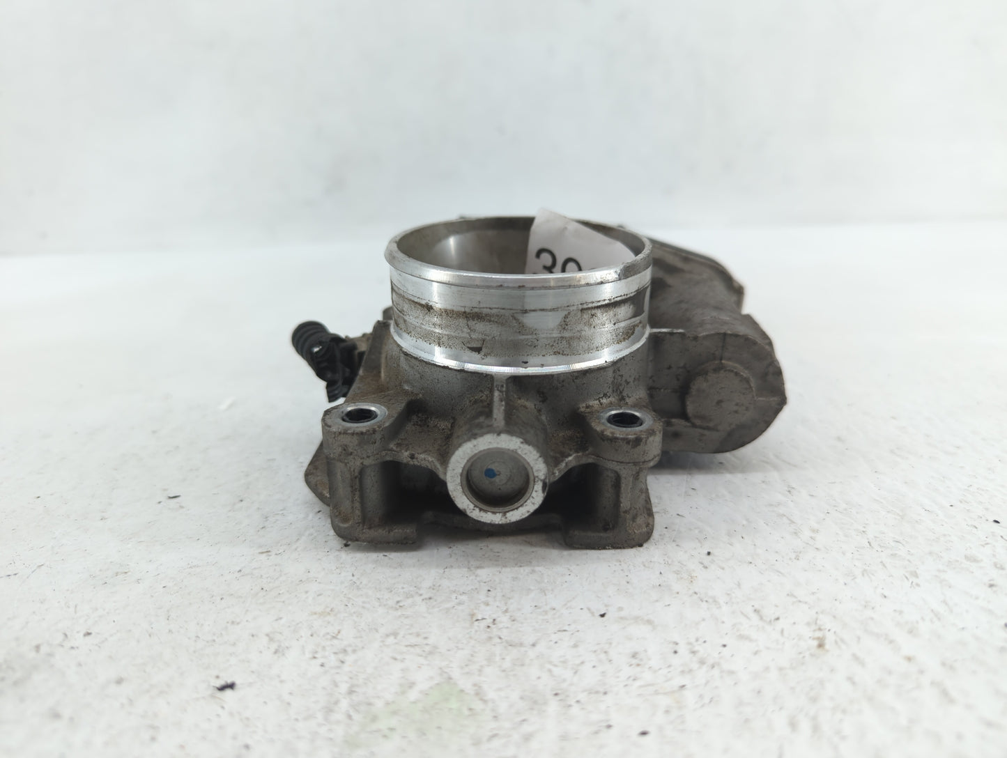 2010-2011 Chevrolet Equinox Throttle Body P/N:9B4G-9F991-A 668AA, 186AA Fits Fits 2007 2008 2009 2010 2011 2012 OEM Used Aut