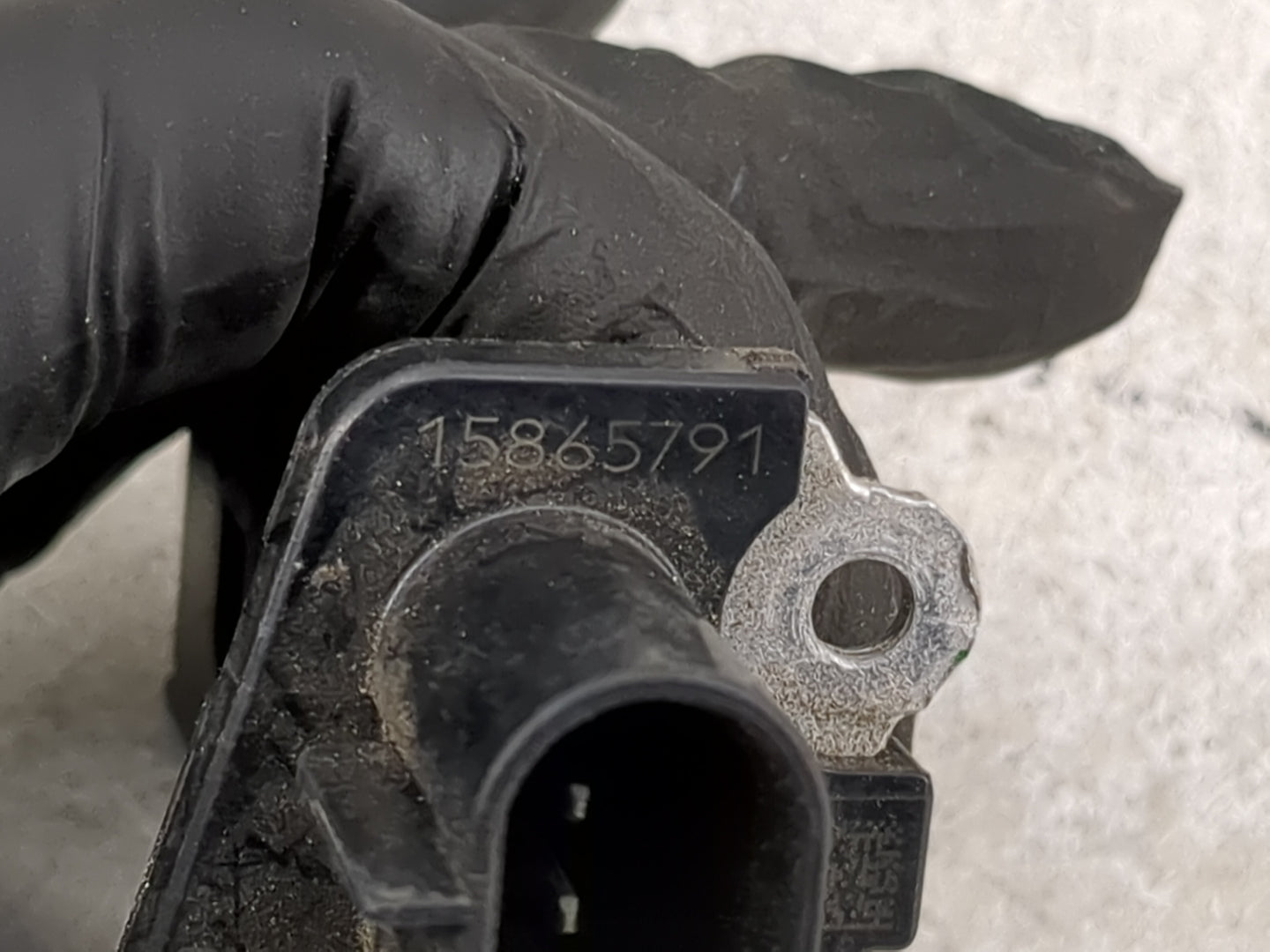 2010-2011 Chevrolet Equinox Mass Air Flow Meter Maf 405381 - Oemusedautoparts1.com