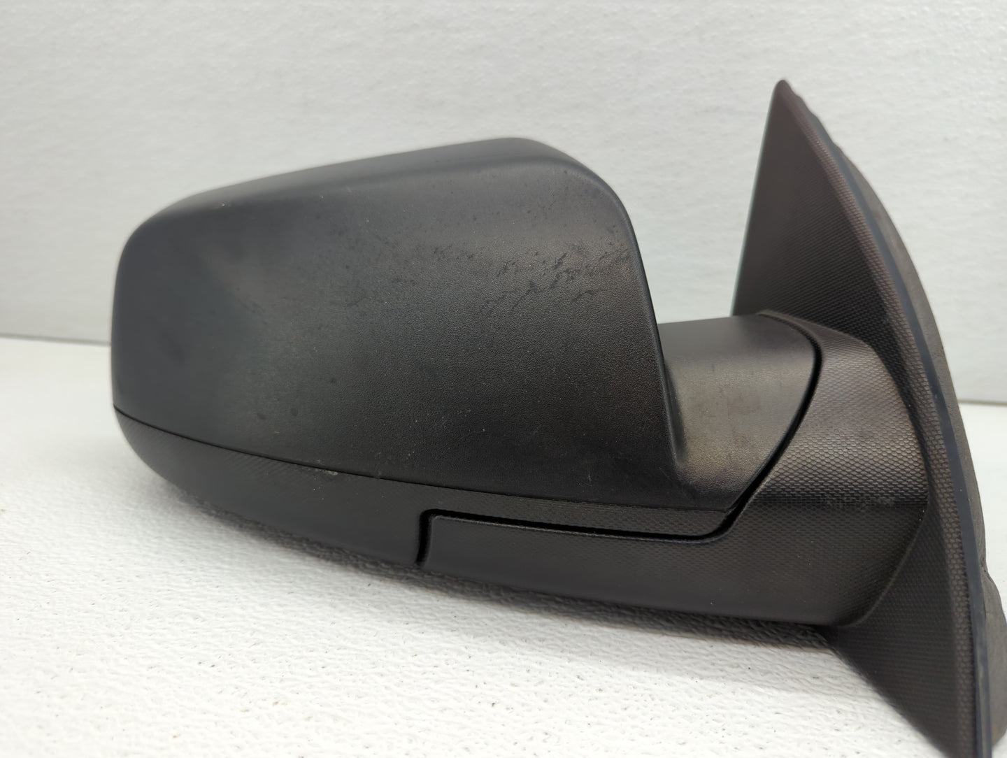 2010-2011 Chevrolet Equinox Passenger Side View Mirror - Right Door Mirror OEM Used - Oemusedautoparts1.com