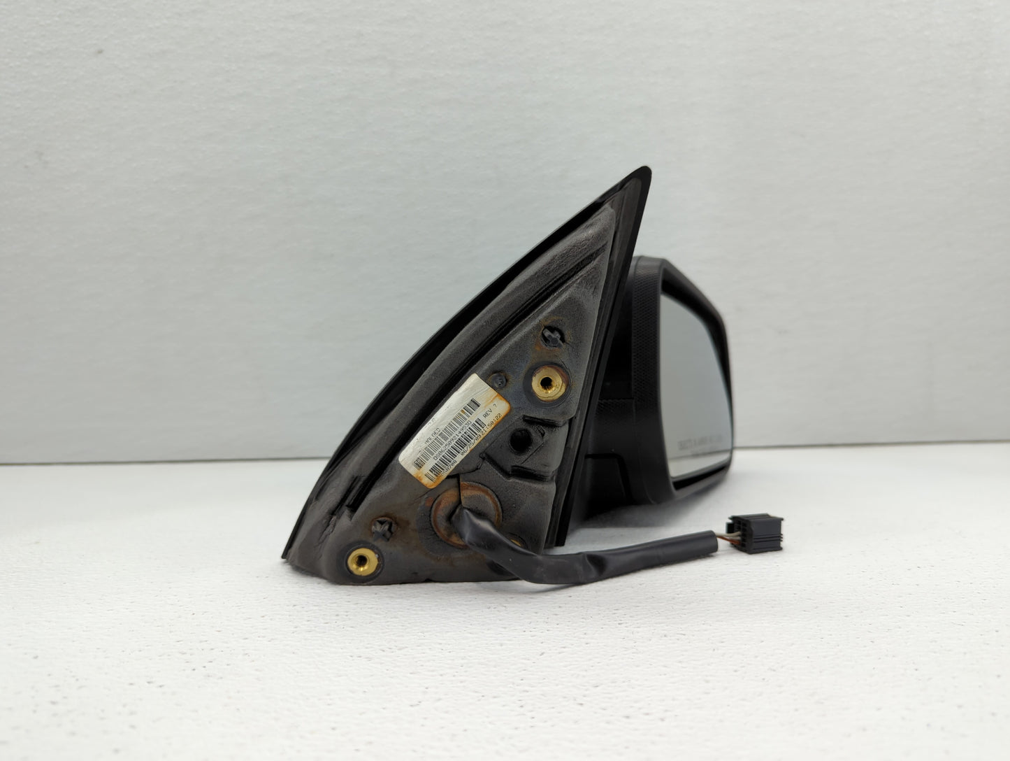 2010-2011 Chevrolet Equinox Passenger Side View Mirror - Right Door Mirror OEM Used - Oemusedautoparts1.com