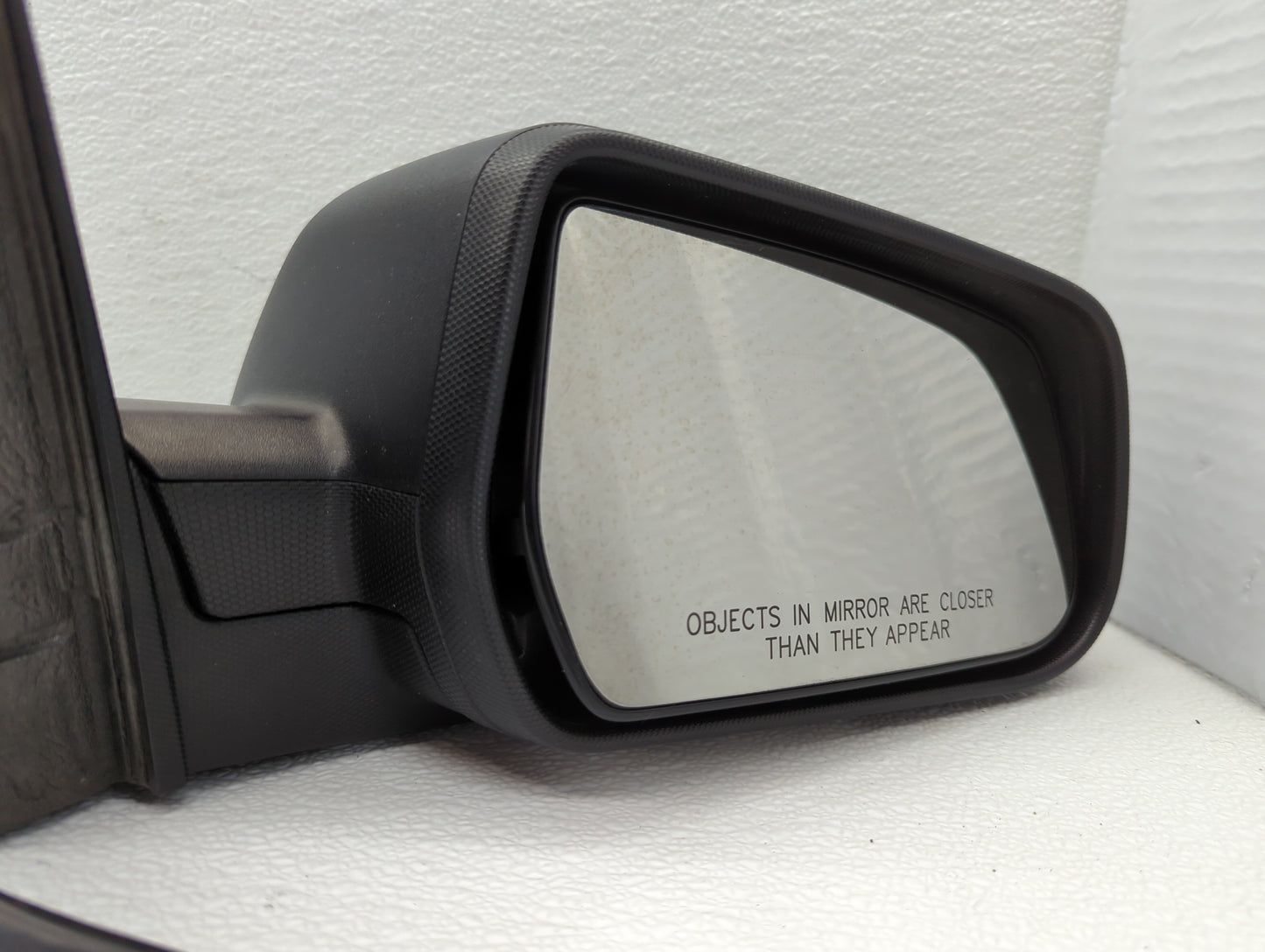 2010-2011 Chevrolet Equinox Passenger Side View Mirror - Right Door Mirror OEM Used - Oemusedautoparts1.com