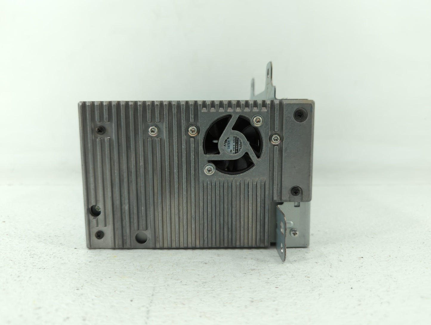 2010 Chevrolet Equinox Radio AM FM Cd Player Receiver Replacement P/N:20854719 20907419, 20843235 Fits Fits 2011 OEM Used Au