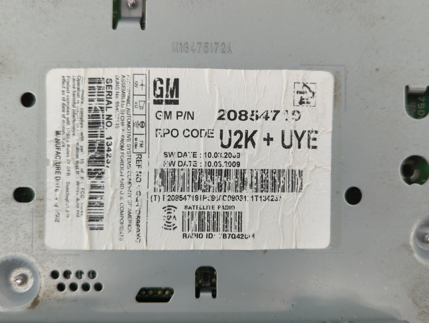 2010 Chevrolet Equinox Radio AM FM Cd Player Receiver Replacement P/N:20854719 20907419, 20843235 Fits Fits 2011 OEM Used Au
