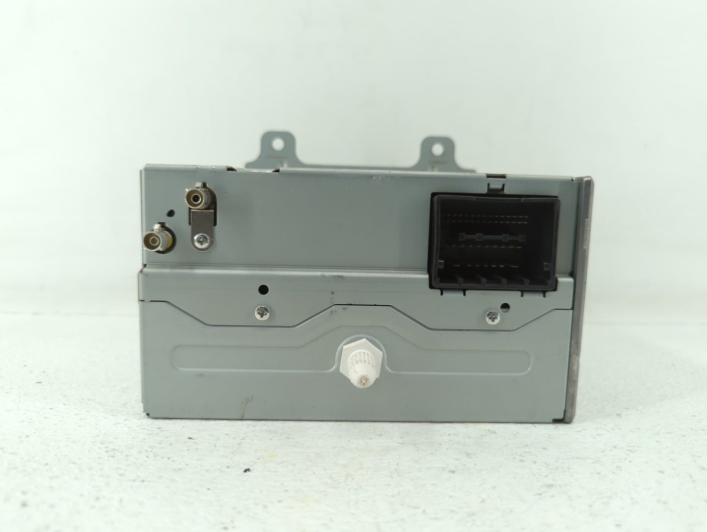 2010 Chevrolet Equinox Radio AM FM Cd Player Receiver Replacement P/N:20854719 20907419, 20843235 Fits Fits 2011 OEM Used Au