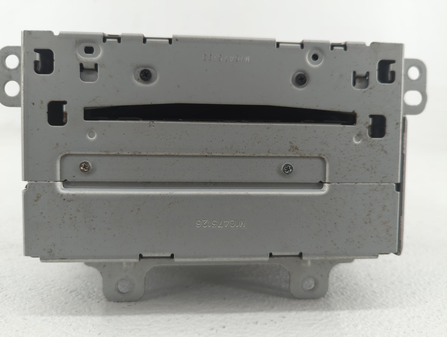 2010 Chevrolet Equinox Radio AM FM Cd Player Receiver Replacement P/N:20854719 20843235 Fits Fits 2011 OEM Used Auto Parts -