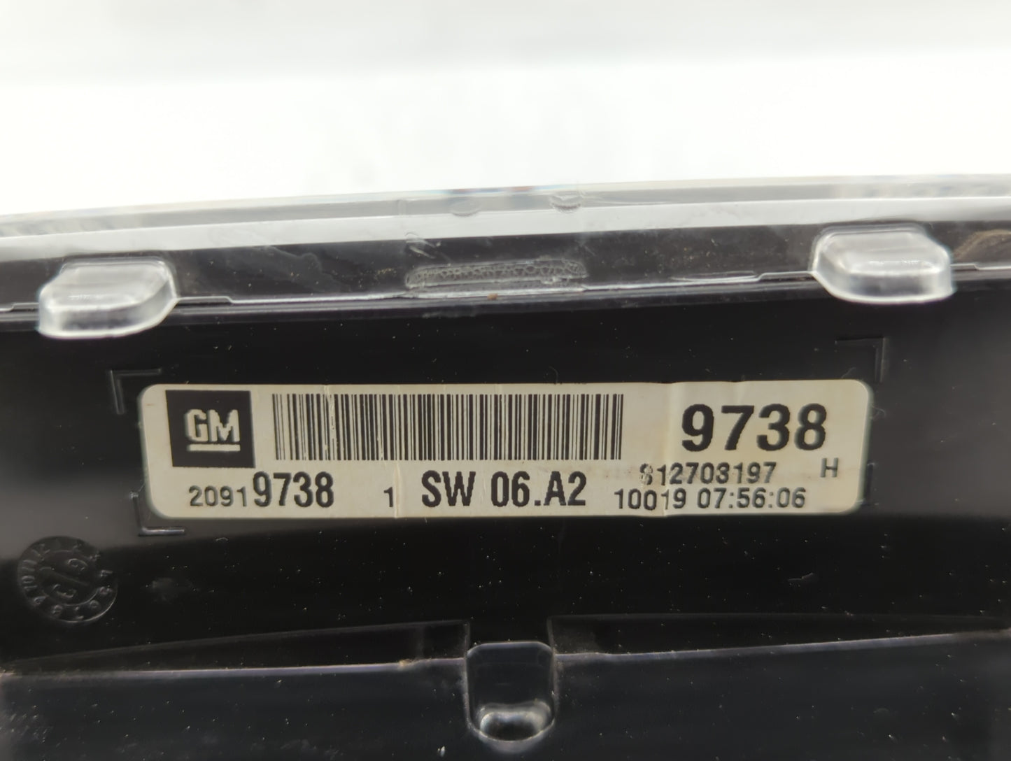 2010 Chevrolet Equinox Instrument Cluster Speedometer Gauges P/N:20919738 20903929, 20838838 Fits OEM Used Auto Parts - Oemu