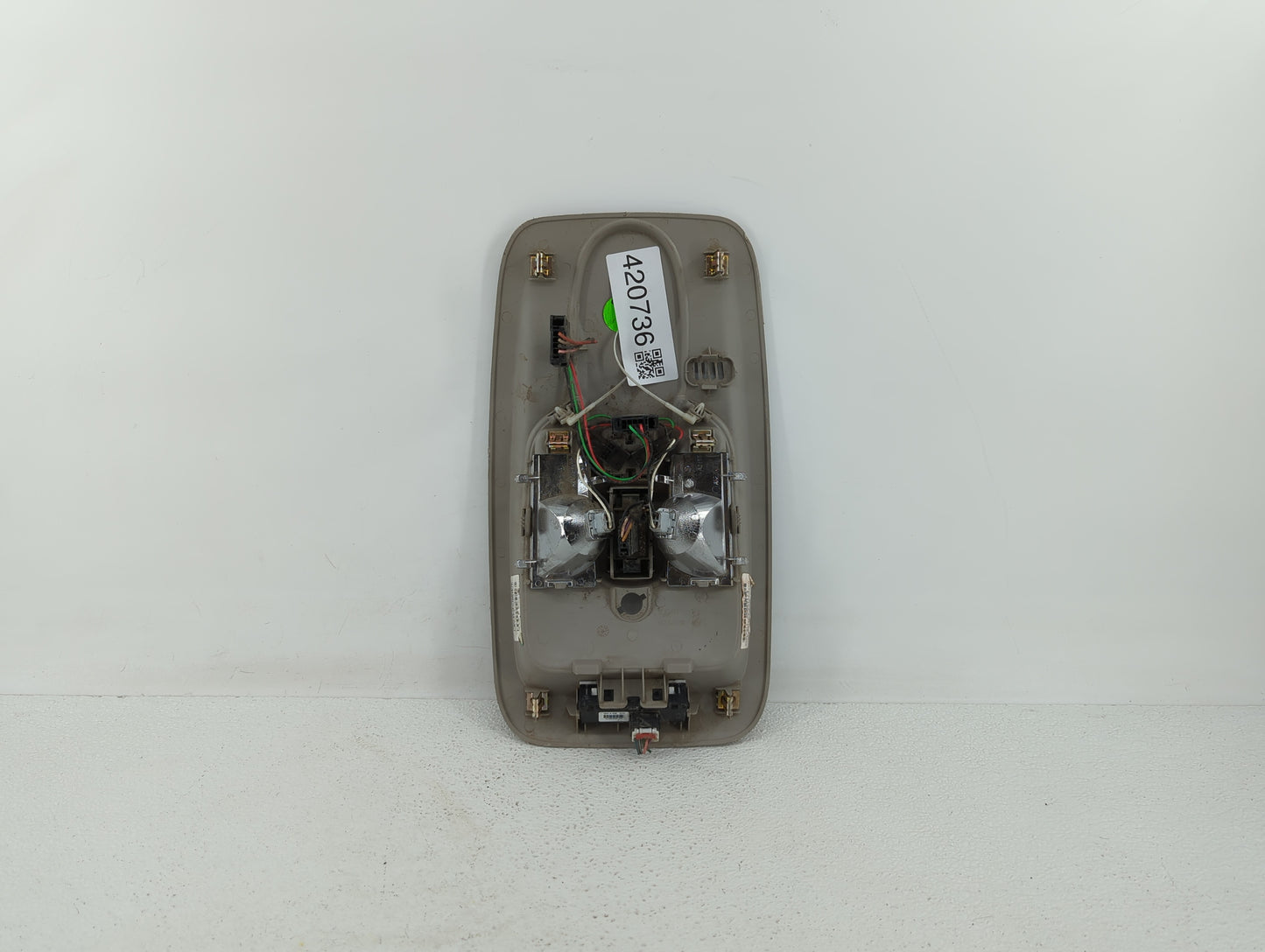 2010-2011 Chevrolet Equinox Overhead Console W/rear Climate Control - Oemusedautoparts1.com