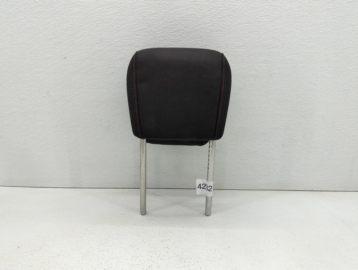 Chevrolet Equinox Headrest Head Rest Front Driver Passenger Seat Black - Oemusedautoparts1.com