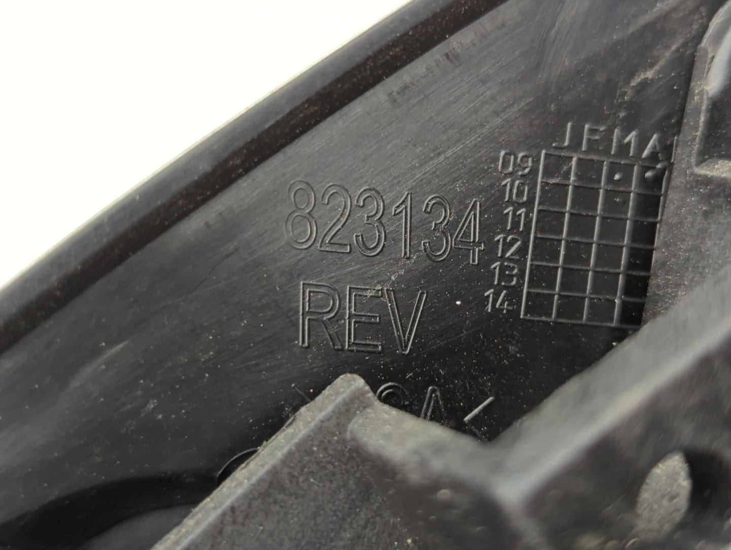 2010-2011 Chevrolet Equinox Passenger Side View Mirror - Right Door Mirror OEM Used - Oemusedautoparts1.com