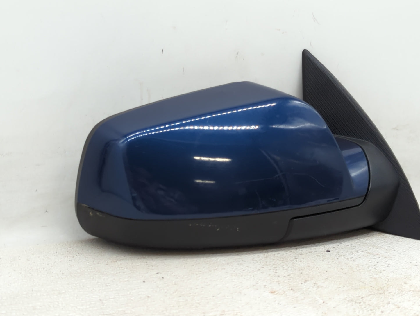 2010-2011 Chevrolet Equinox Passenger Side View Mirror - Right Door Mirror OEM Used - Oemusedautoparts1.com