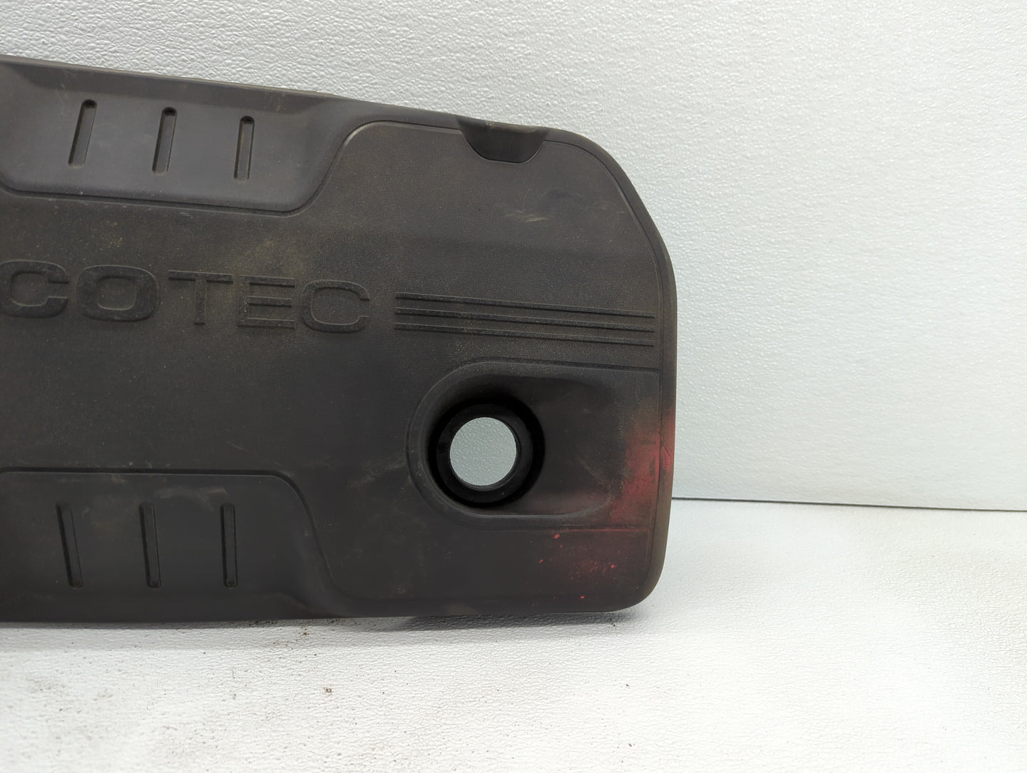 2010 Chevrolet Equinox Engine Cover - Oemusedautoparts1.com