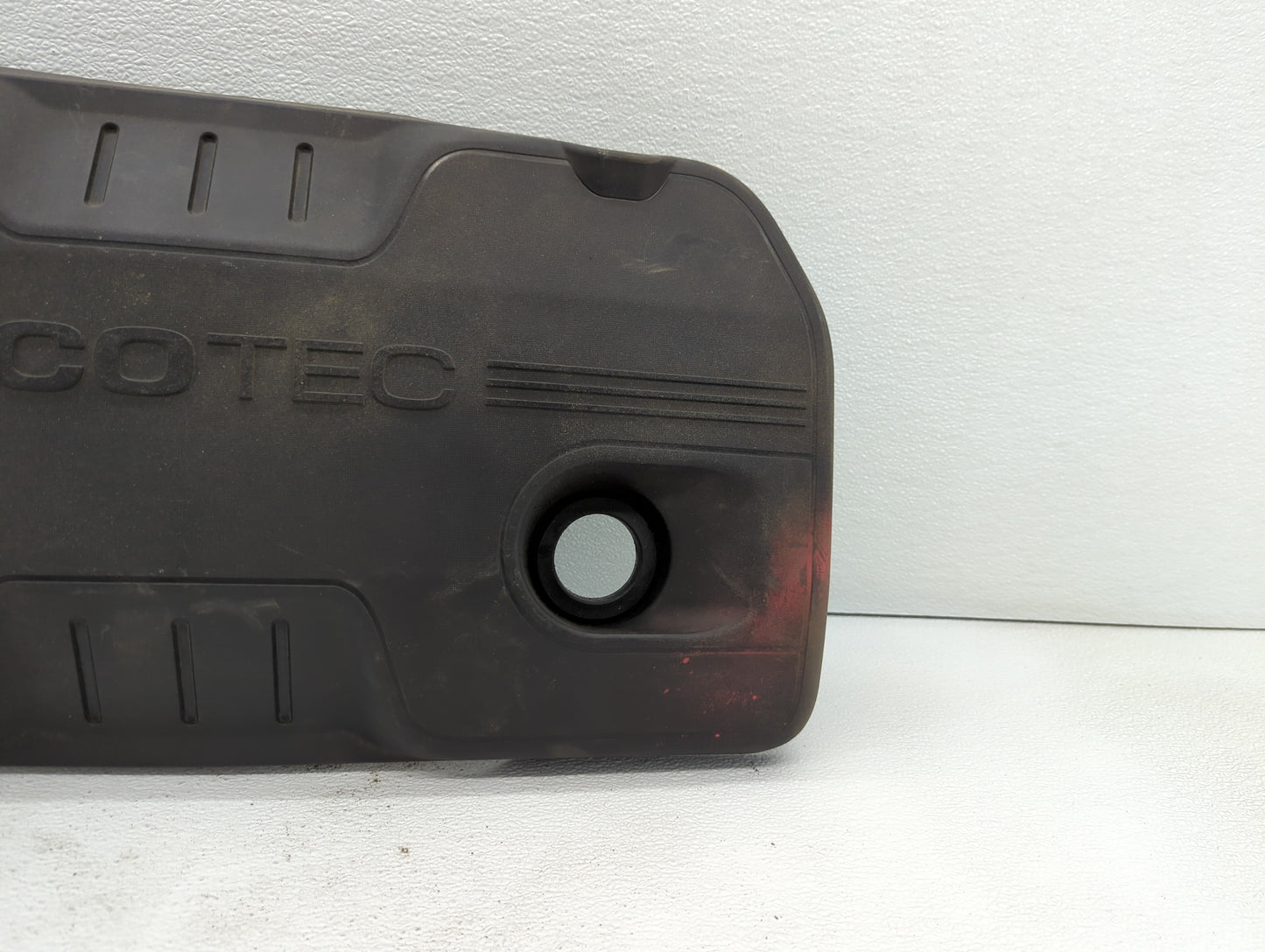 2010 Chevrolet Equinox Engine Cover - Oemusedautoparts1.com