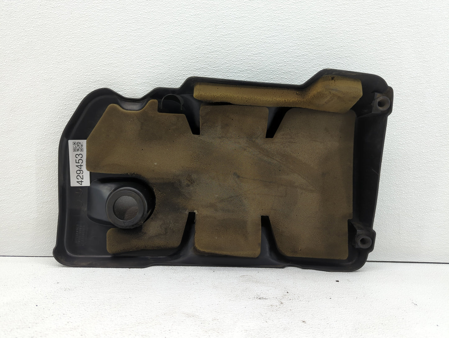 2010 Chevrolet Equinox Engine Cover - Oemusedautoparts1.com