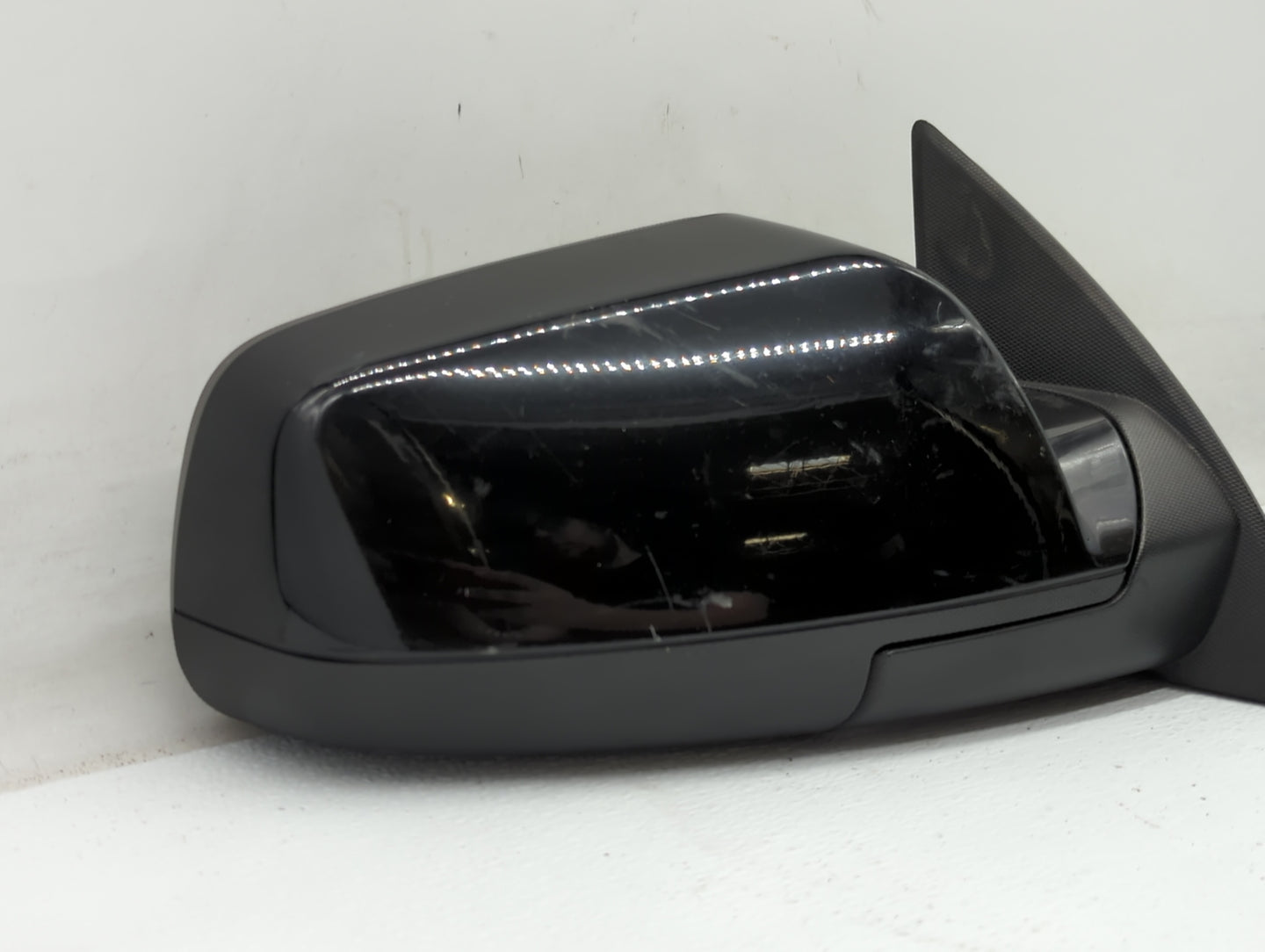 2010-2011 Chevrolet Equinox Passenger Side View Mirror - Right Door Mirror OEM Used - Oemusedautoparts1.com