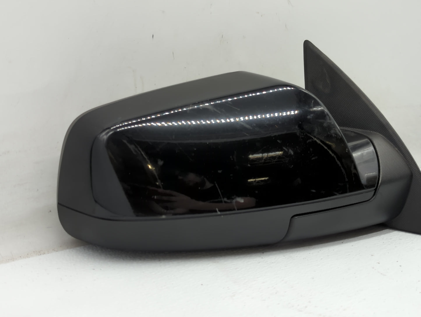 2010-2011 Chevrolet Equinox Passenger Side View Mirror - Right Door Mirror OEM Used - Oemusedautoparts1.com