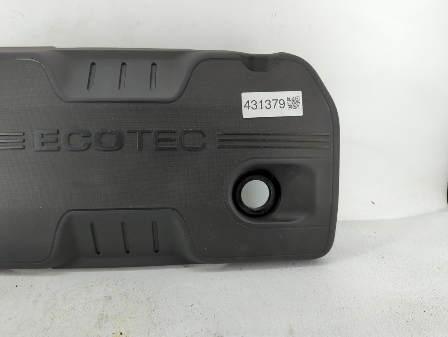 2010 Chevrolet Equinox Engine Cover - Oemusedautoparts1.com