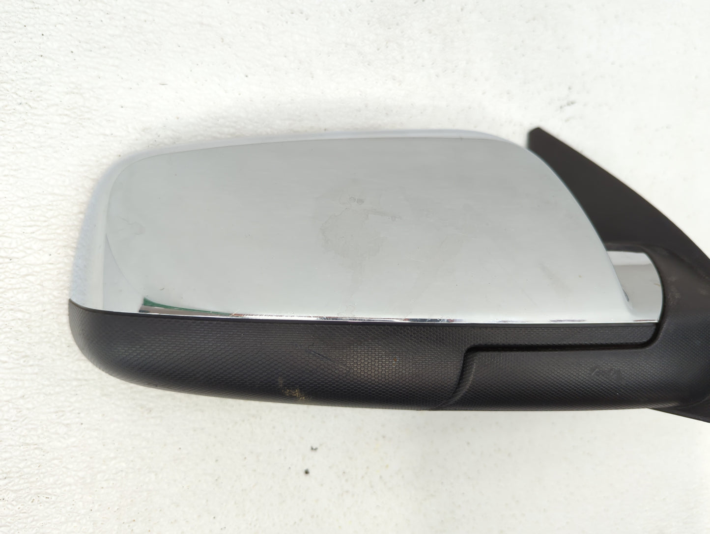 2010-2011 Chevrolet Equinox Passenger Side View Mirror - Right Door Mirror OEM Used - Oemusedautoparts1.com
