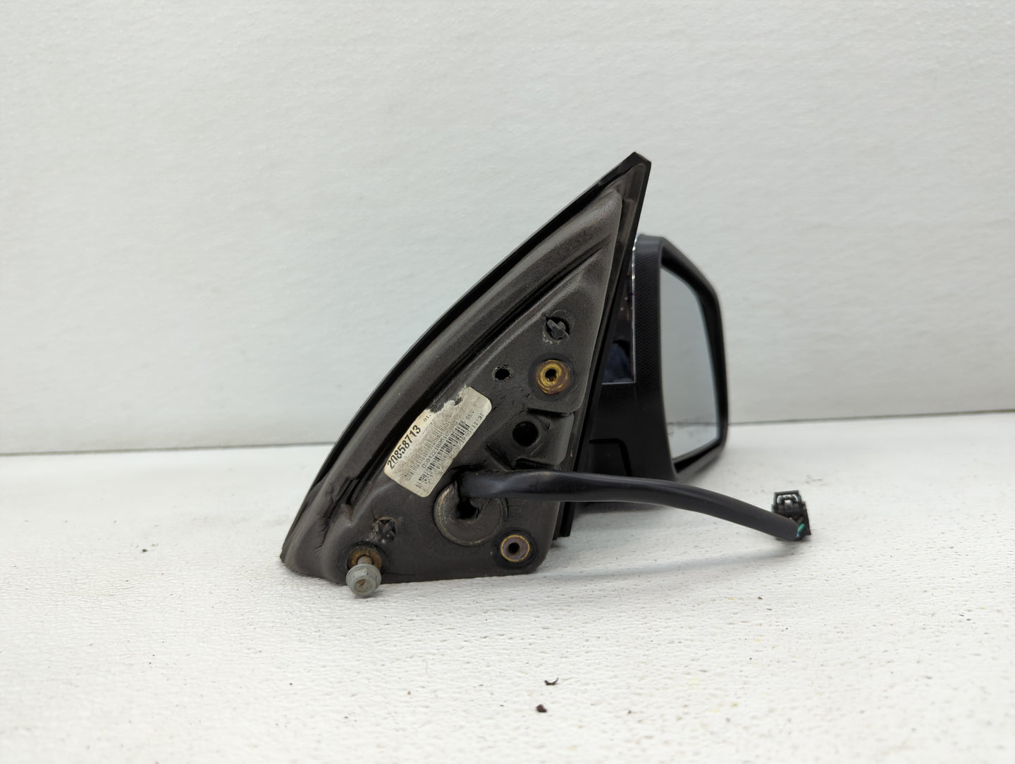 2010-2011 Chevrolet Equinox Passenger Side View Mirror - Right Door Mirror OEM Used - Oemusedautoparts1.com