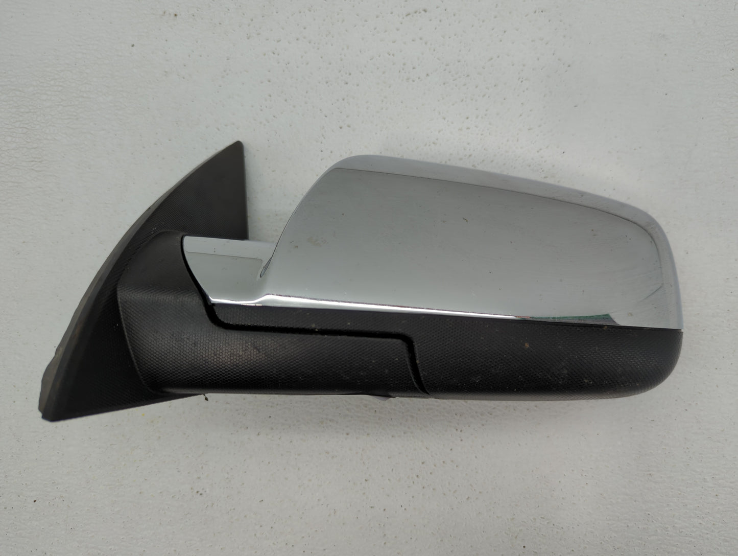 2010-2011 Chevrolet Equinox Driver Side View Mirror - Left Door Mirror OEM Used - Oemusedautoparts1.com
