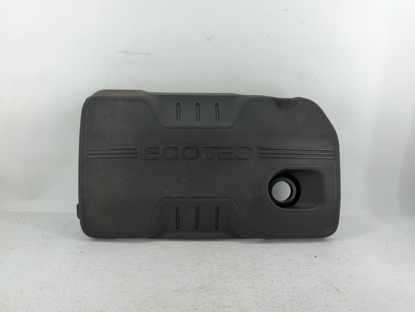 2010 Chevrolet Equinox Engine Cover - Oemusedautoparts1.com