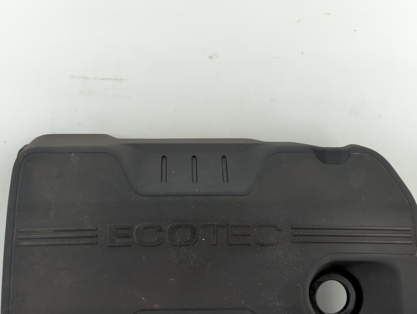 2010 Chevrolet Equinox Engine Cover - Oemusedautoparts1.com