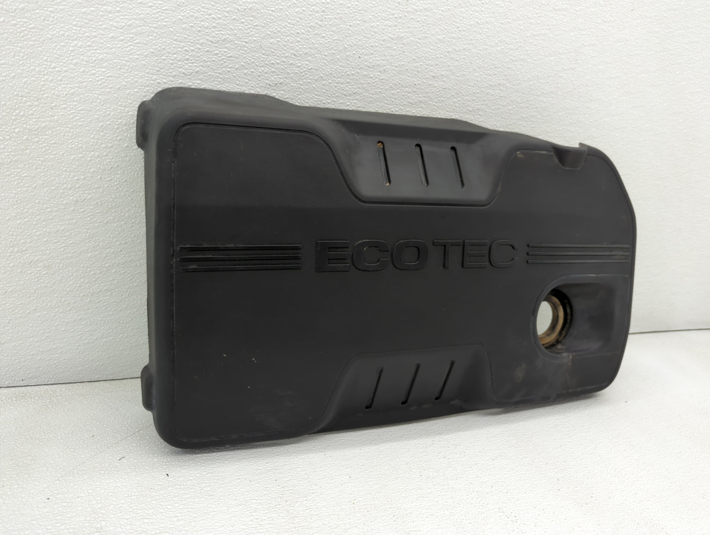 2010 Chevrolet Equinox Engine Cover - Oemusedautoparts1.com
