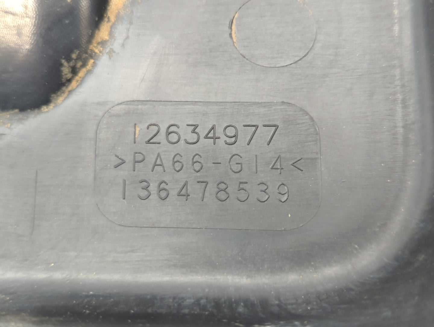 2010 Chevrolet Equinox Engine Cover - Oemusedautoparts1.com