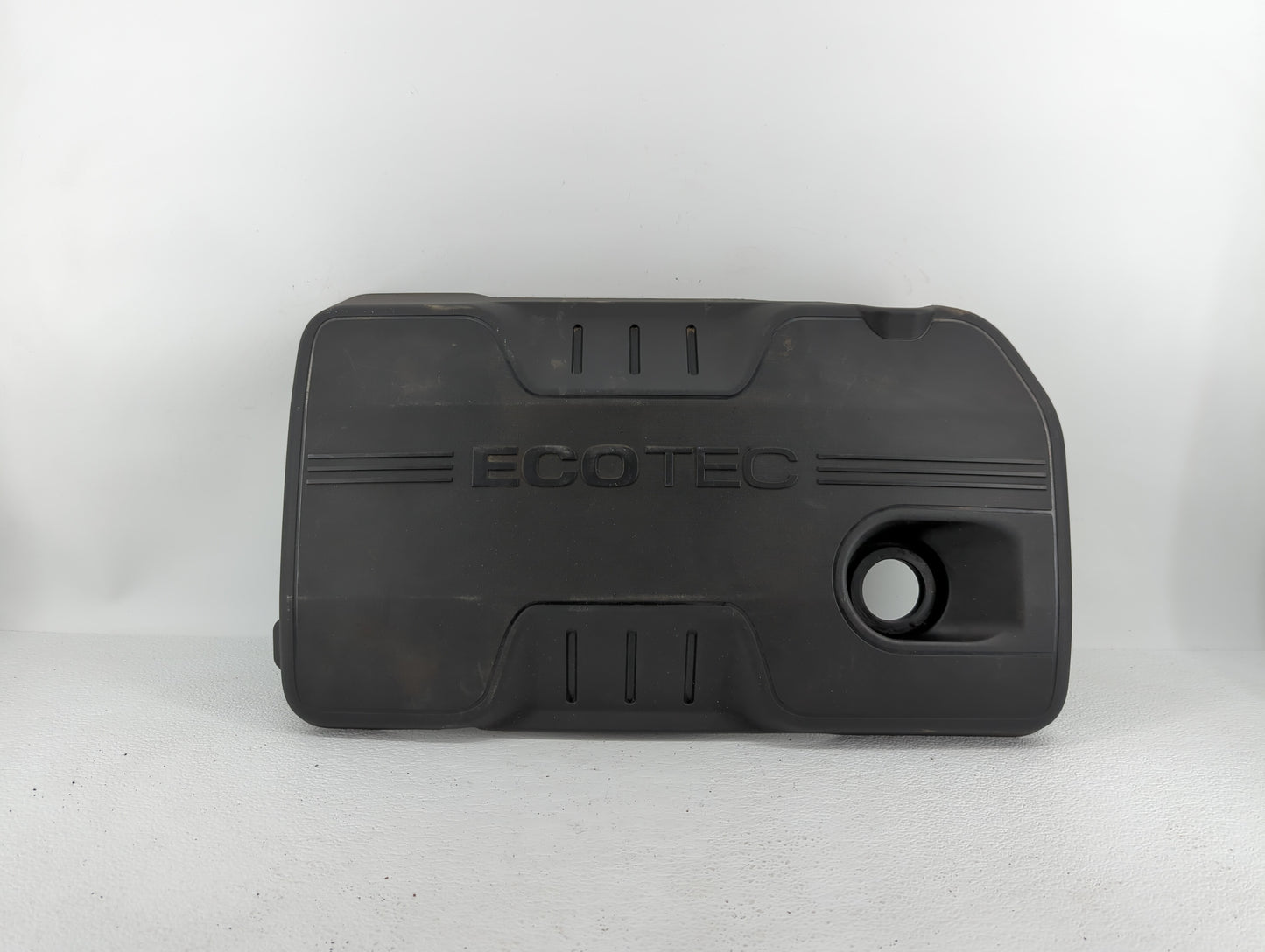 2010 Chevrolet Equinox Engine Cover - Oemusedautoparts1.com