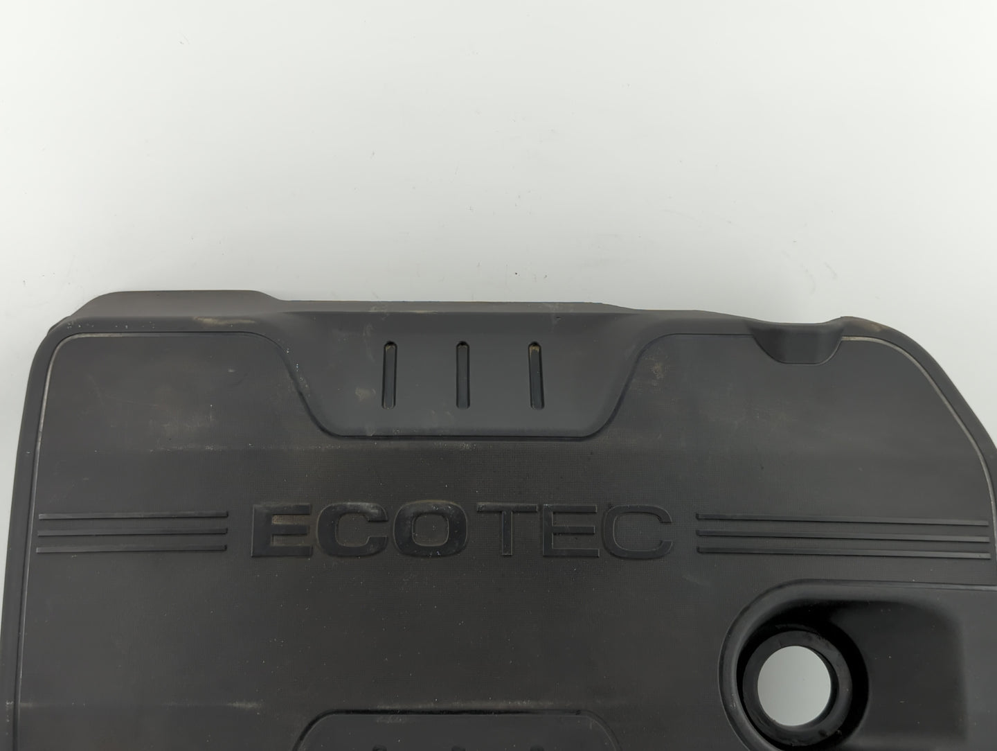 2010 Chevrolet Equinox Engine Cover - Oemusedautoparts1.com