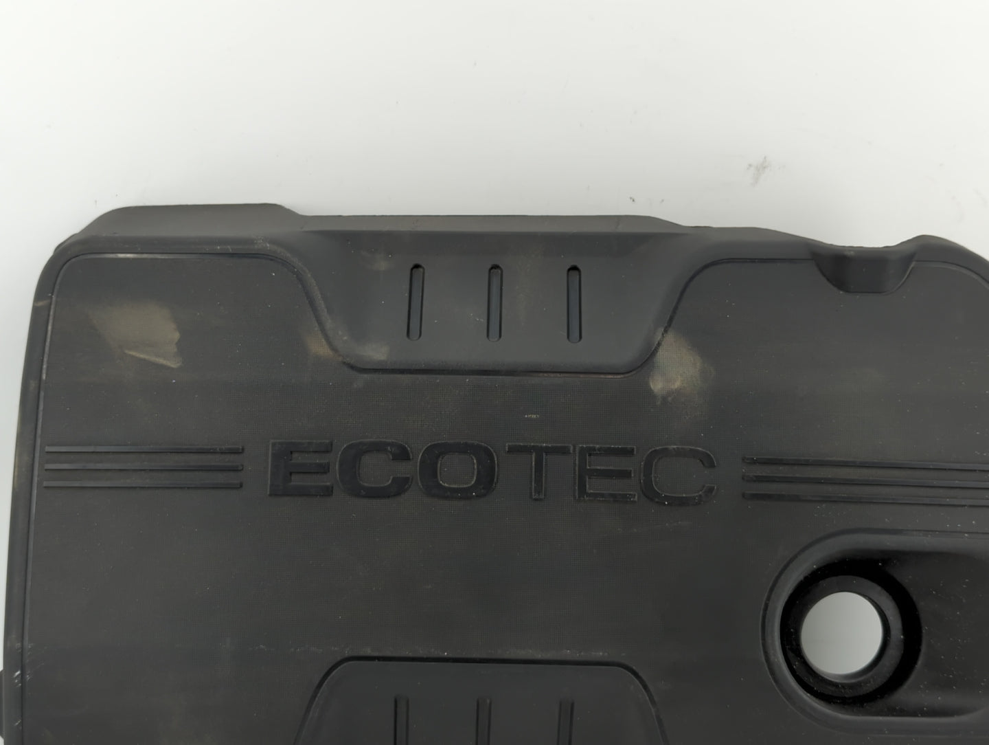 2010 Chevrolet Equinox Engine Cover - Oemusedautoparts1.com