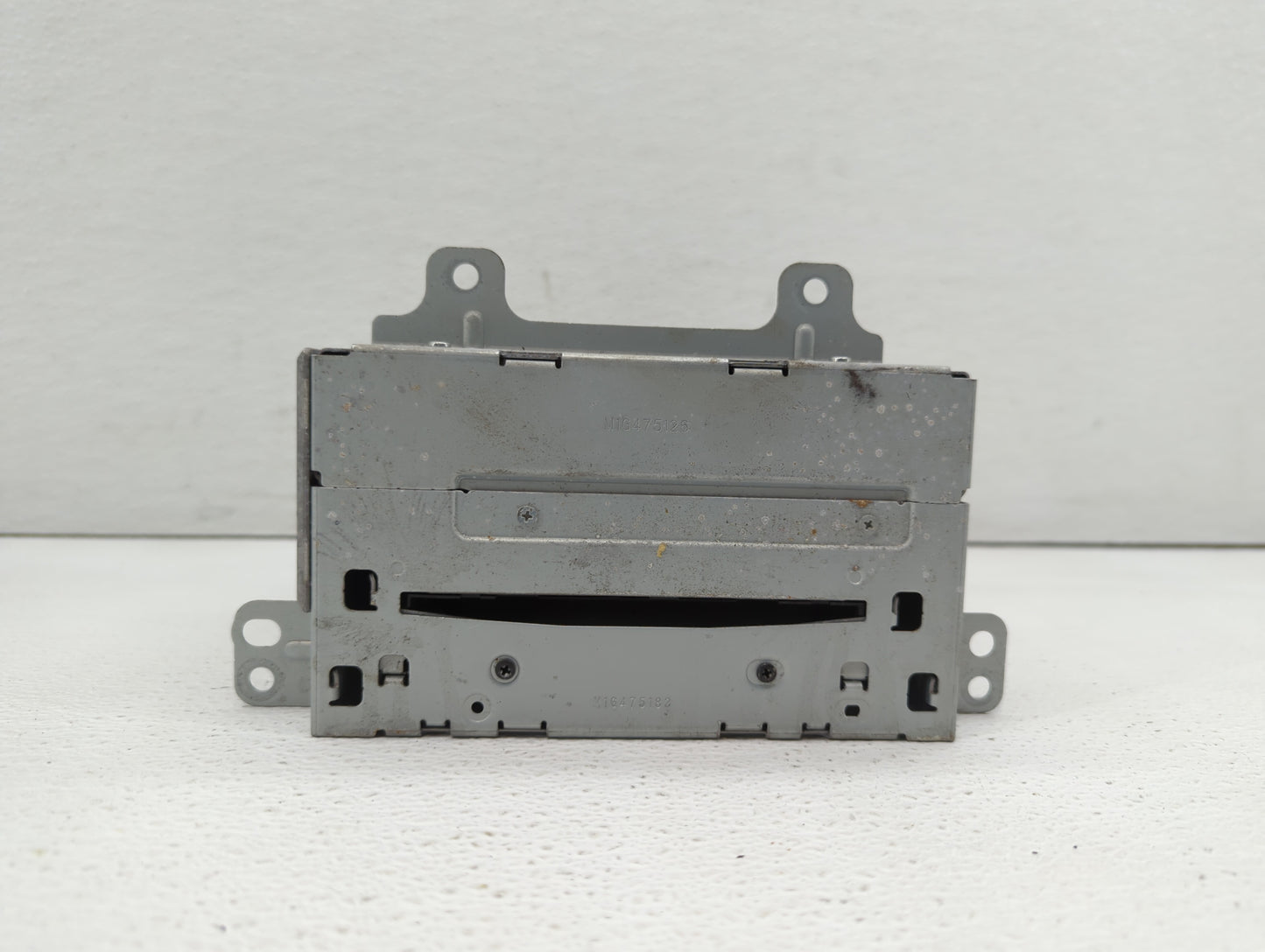2010-2010 Chevrolet Equinox Am Fm Cd Player Radio Receiver - Oemusedautoparts1.com