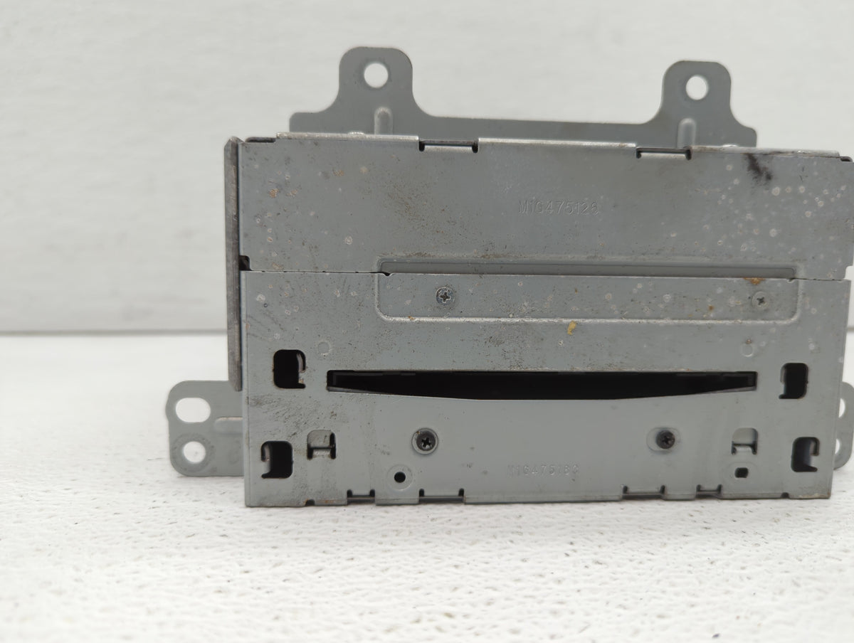 2010-2010 Chevrolet Equinox Am Fm Cd Player Radio Receiver 440226 - Oemusedautoparts1.com