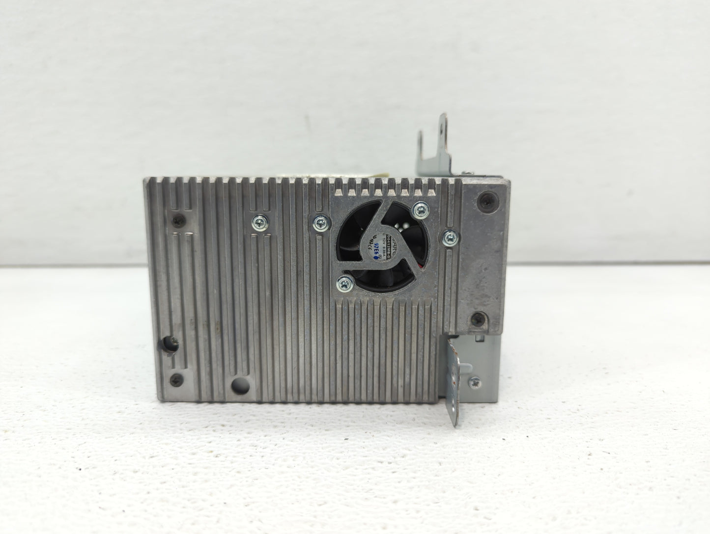 2010-2010 Chevrolet Equinox Am Fm Cd Player Radio Receiver - Oemusedautoparts1.com