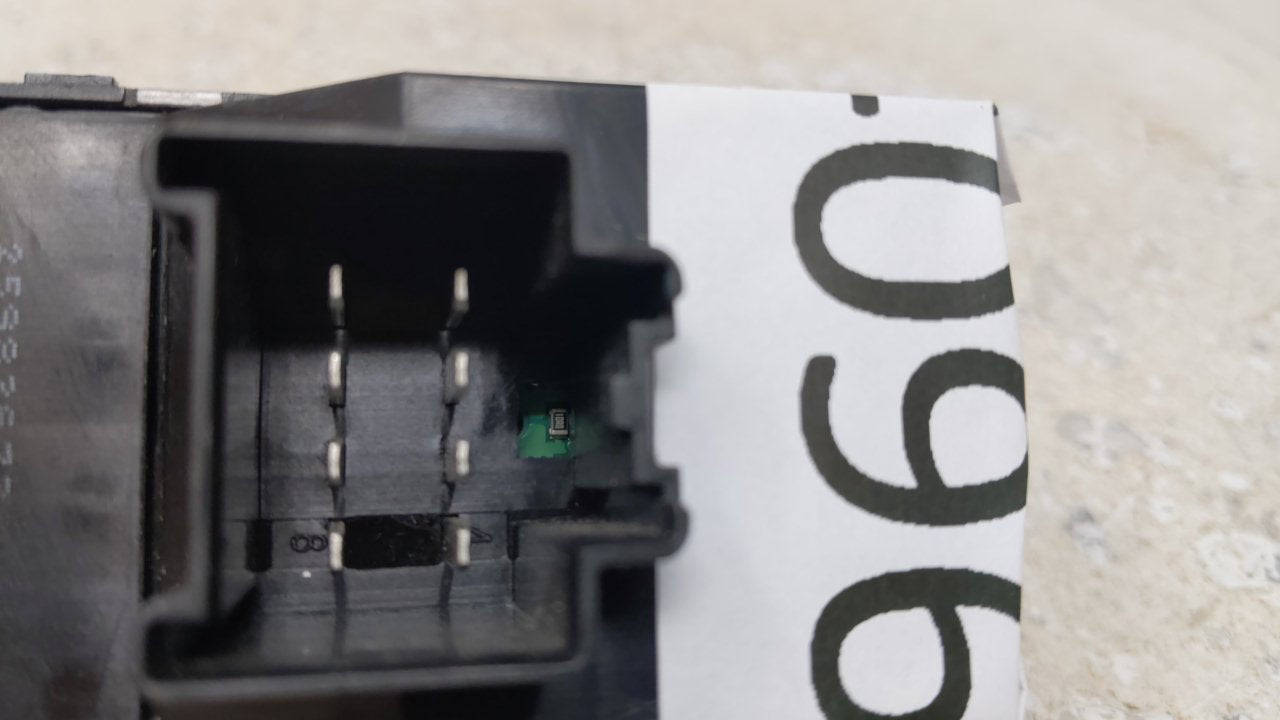 2010 Chevrolet Equinox Master Power Window Switch Replacement Driver Side Left Fits OEM Used Auto Parts - Oemusedautoparts1.