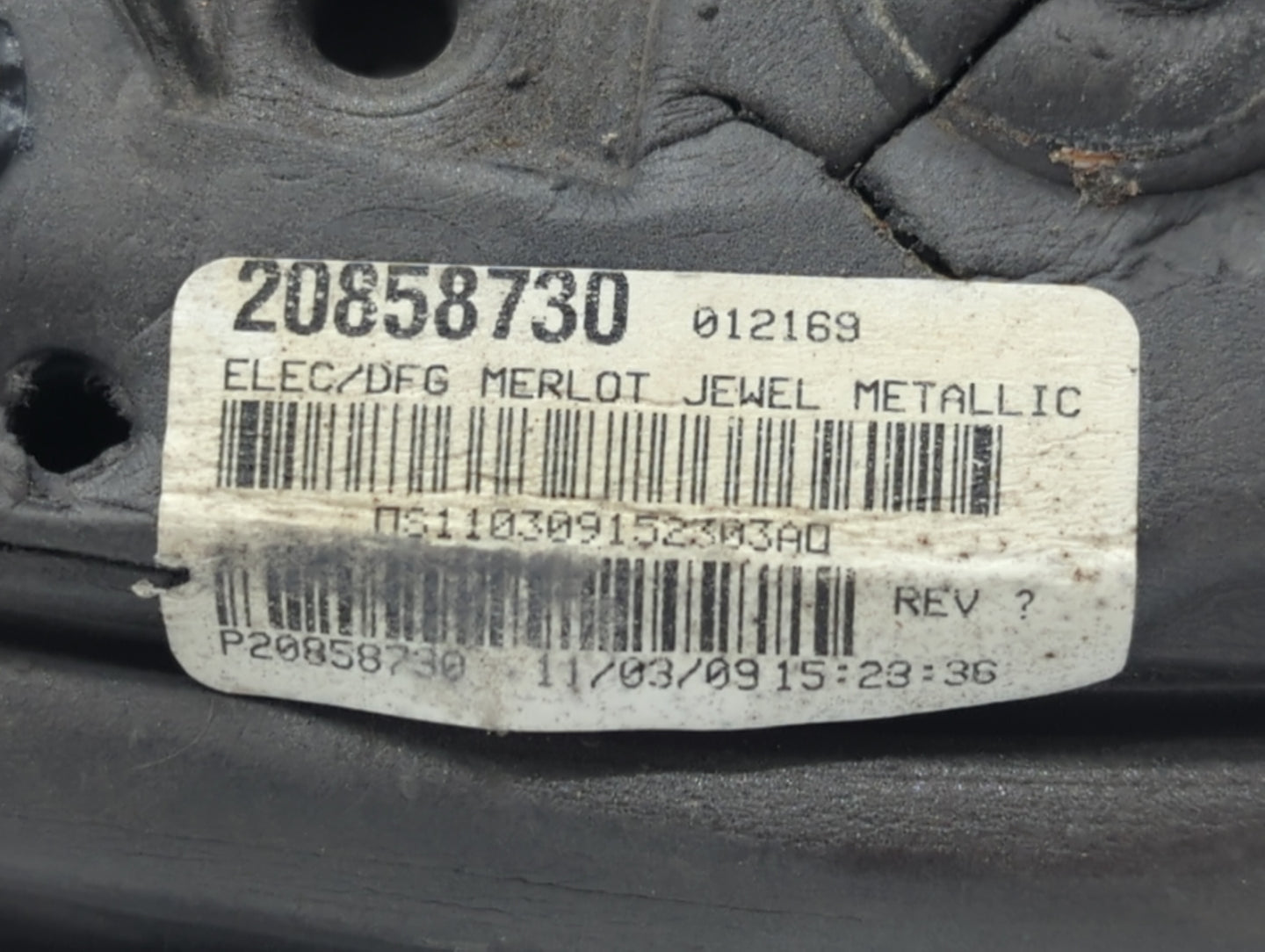 2010-2011 Chevrolet Equinox Passenger Side View Mirror - Right Door Mirror OEM Used - Oemusedautoparts1.com