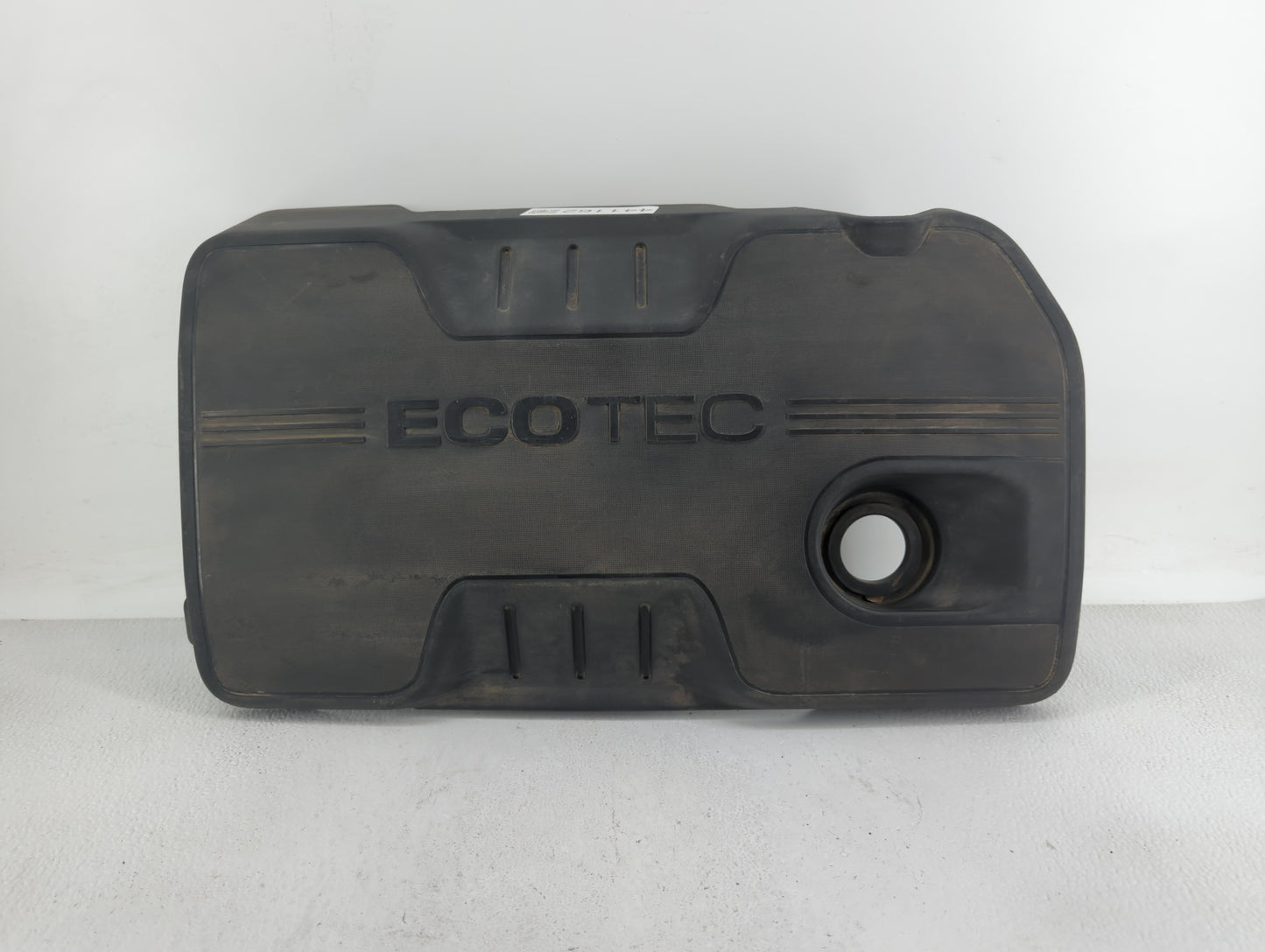 2010 Chevrolet Equinox Engine Cover - Oemusedautoparts1.com