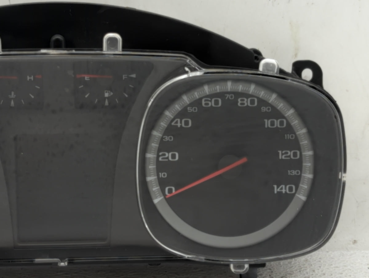 2010 Chevrolet Equinox Instrument Cluster Speedometer Gauges P/N:20903931 Miles: Fits OEM Used Auto Parts - Oemusedautoparts