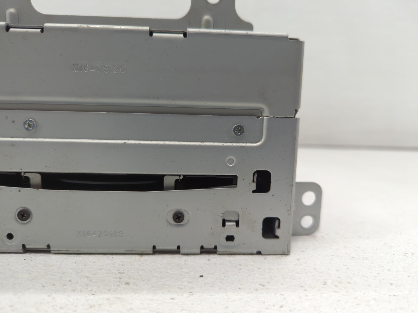 2010 Chevrolet Equinox Radio AM FM Cd Player Receiver Replacement P/N:20854719 20843235 Fits Fits 2011 OEM Used Auto Parts -