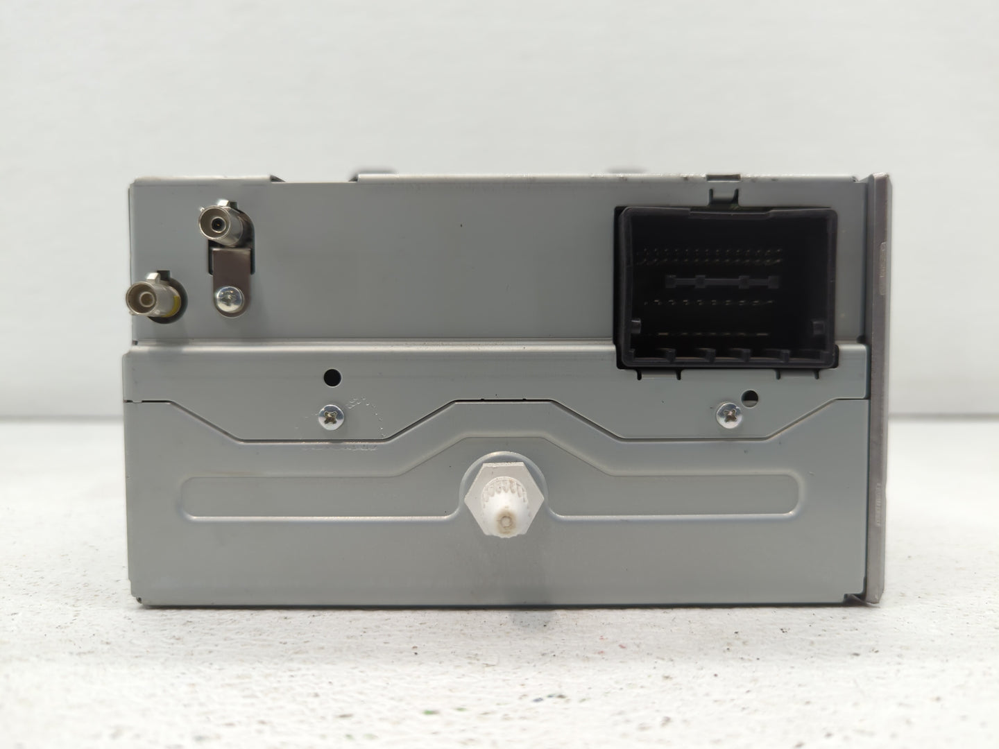 2010 Chevrolet Equinox Radio AM FM Cd Player Receiver Replacement P/N:20854719 20843235 Fits Fits 2011 OEM Used Auto Parts -