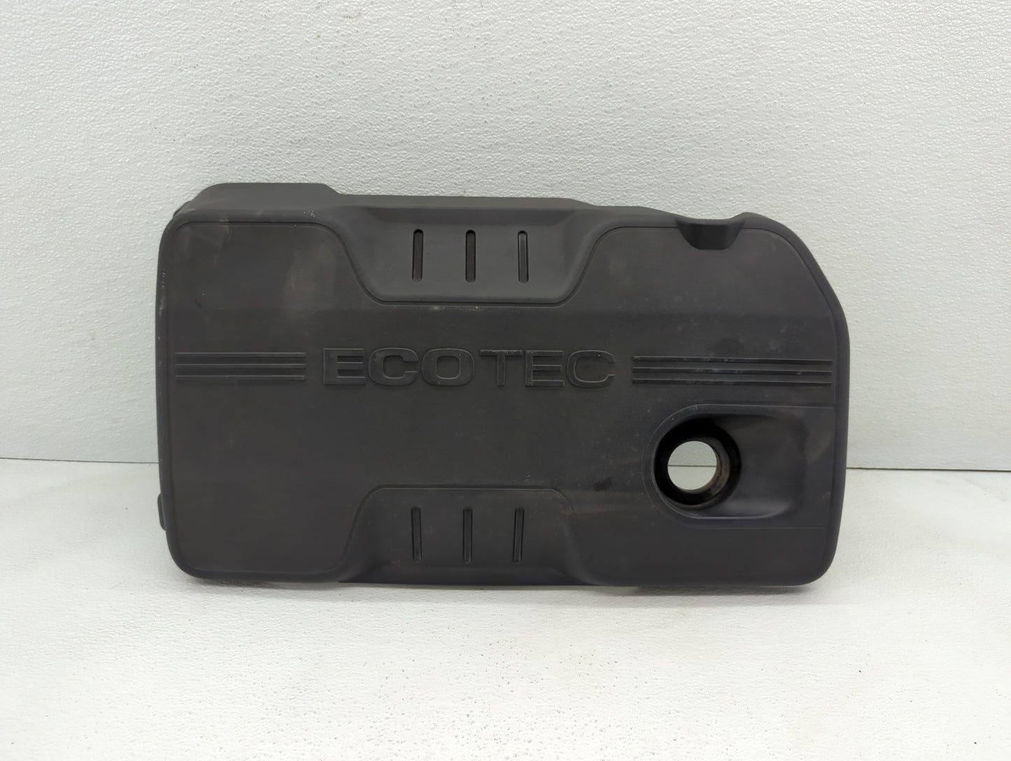 2010 Chevrolet Equinox Engine Cover - Oemusedautoparts1.com