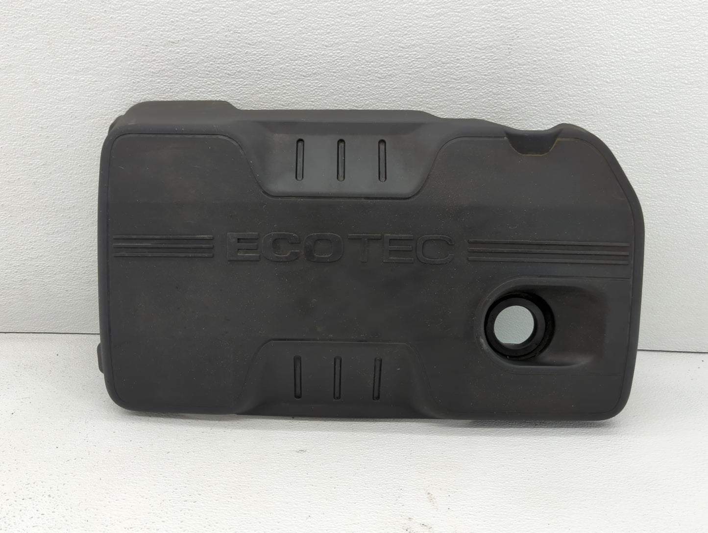2010 Chevrolet Equinox Engine Cover - Oemusedautoparts1.com