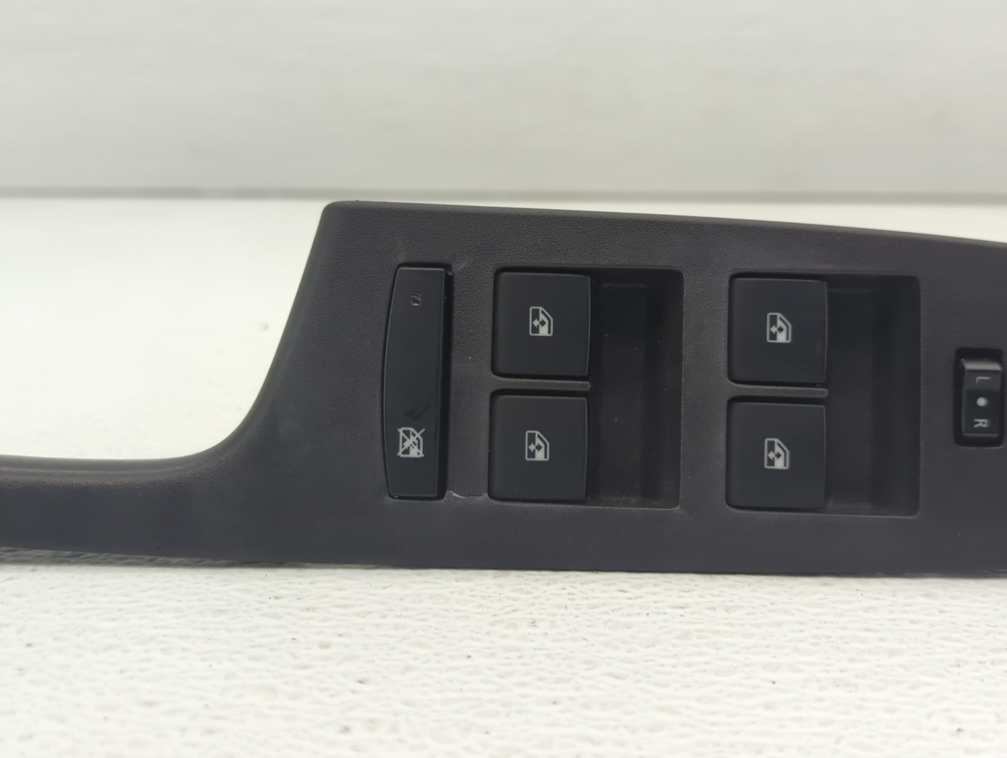 2010 Chevrolet Equinox Master Power Window Switch Replacement Driver Side Left P/N:25983673 Fits OEM Used Auto Parts - Oemus