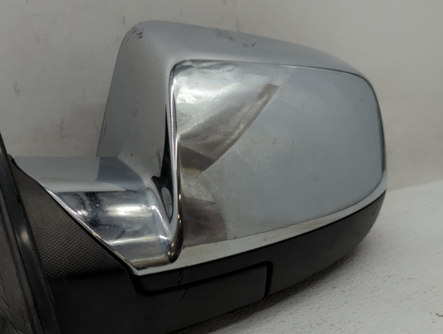 2010-2011 Chevrolet Equinox Driver Side View Mirror - Left Door Mirror OEM Used - Oemusedautoparts1.com