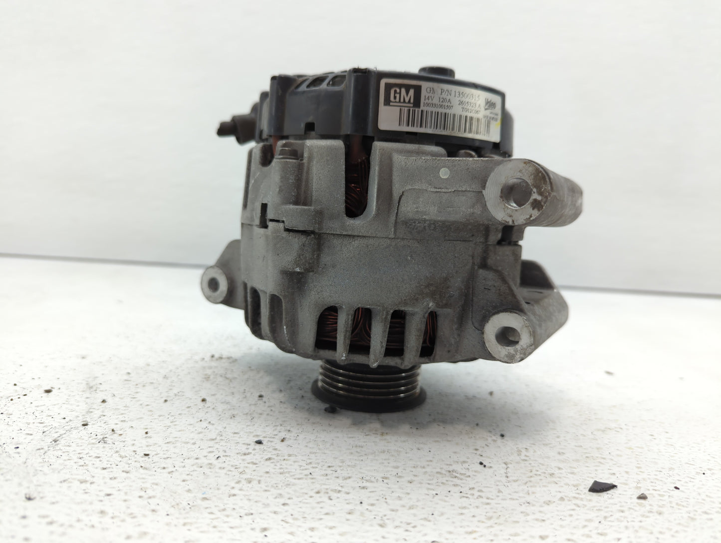 2010-2017 Chevrolet Equinox Alternator Replacement Generator Charging Assembly Engine OEM P/N:13500315 13588328 Fits OEM Use