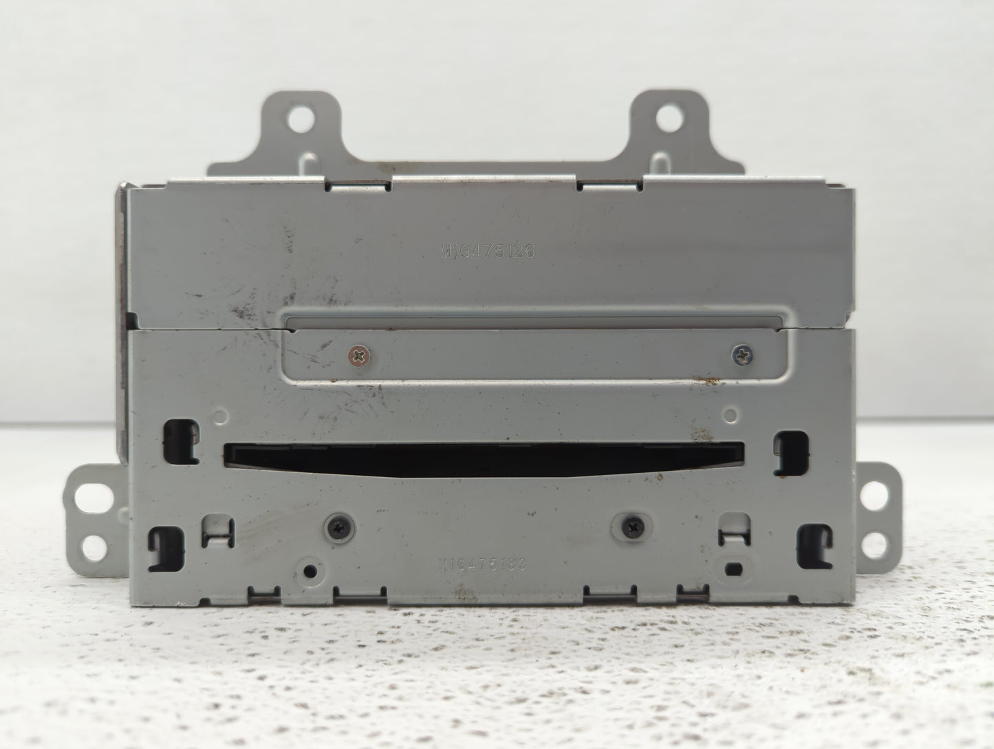 2010-2010 Chevrolet Equinox Am Fm Cd Player Radio Receiver - Oemusedautoparts1.com