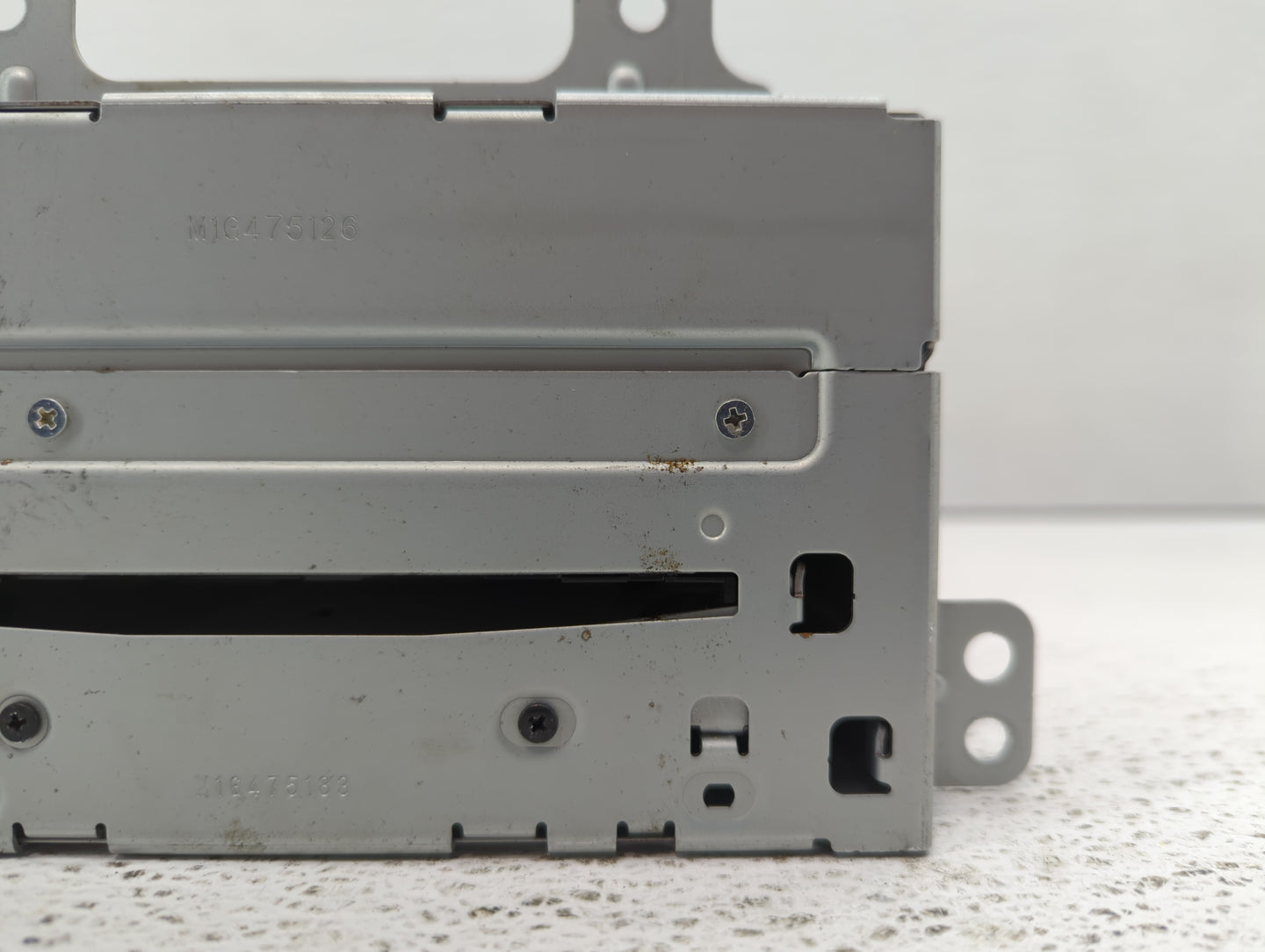 2010-2010 Chevrolet Equinox Am Fm Cd Player Radio Receiver - Oemusedautoparts1.com