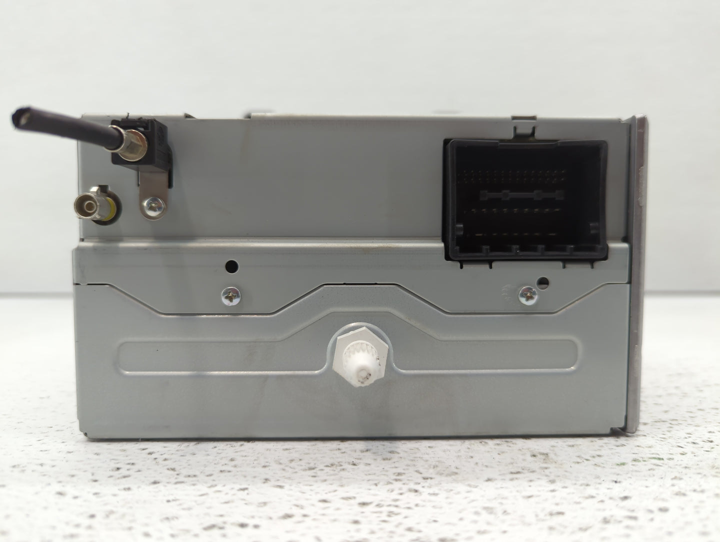 2010-2010 Chevrolet Equinox Am Fm Cd Player Radio Receiver - Oemusedautoparts1.com