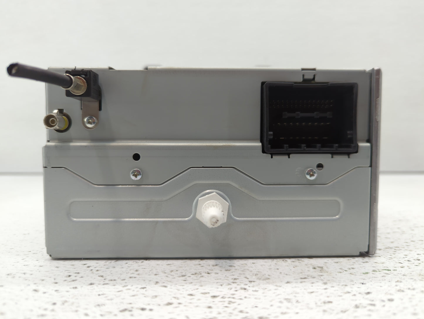 2010-2010 Chevrolet Equinox Am Fm Cd Player Radio Receiver - Oemusedautoparts1.com