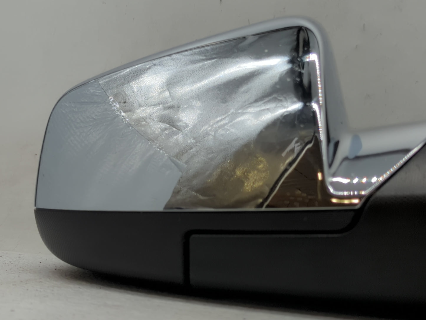 2010-2011 Chevrolet Equinox Driver Side View Mirror - Left Door Mirror OEM Used - Oemusedautoparts1.com